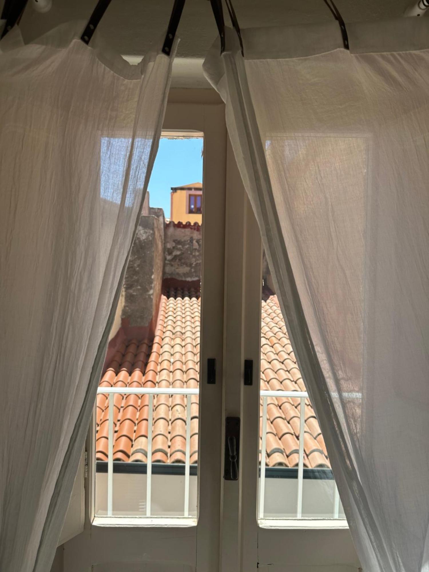 Dommo Asuletta Villa Bosa Buitenkant foto