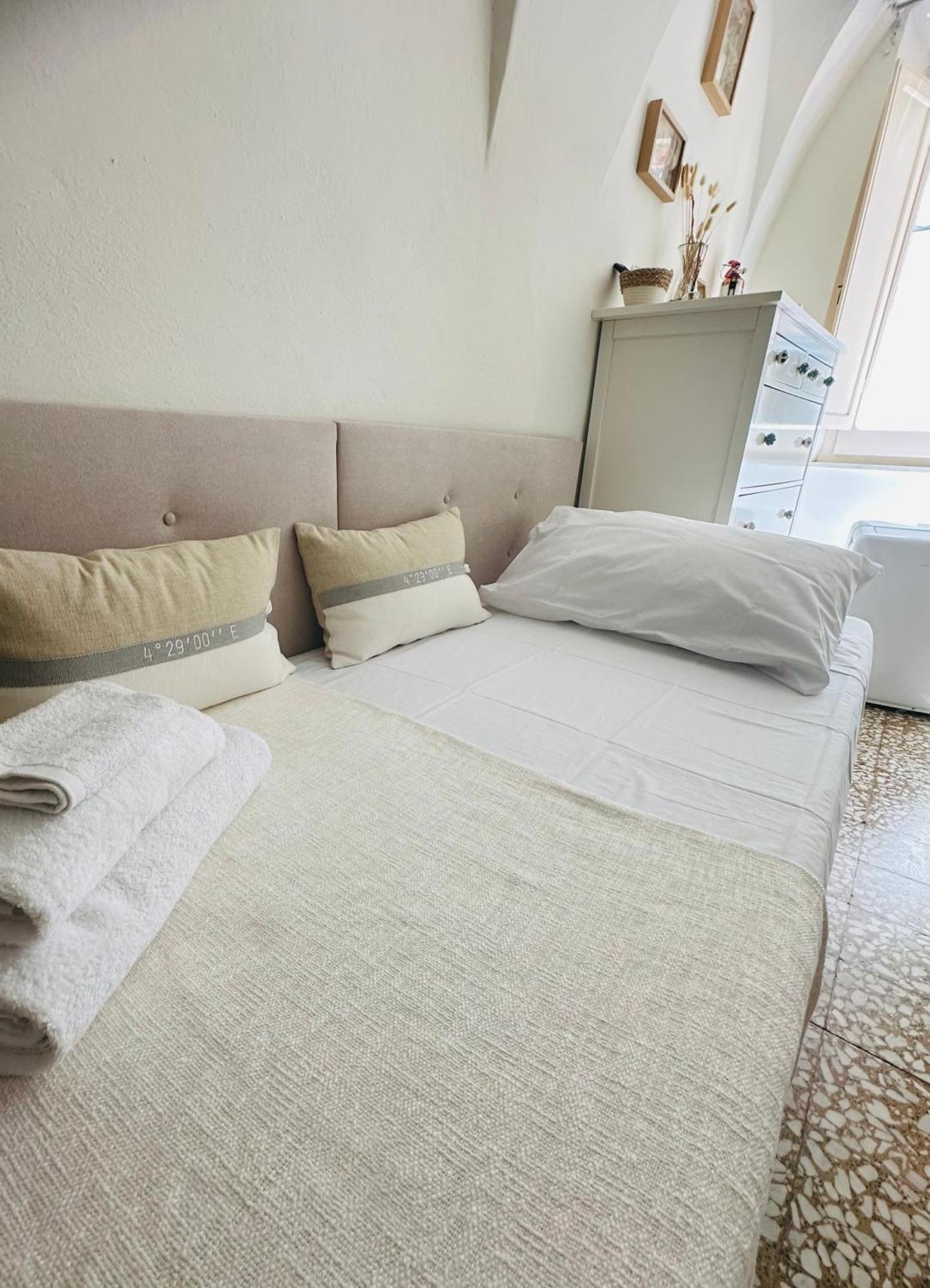 Dommo Asuletta Villa Bosa Buitenkant foto