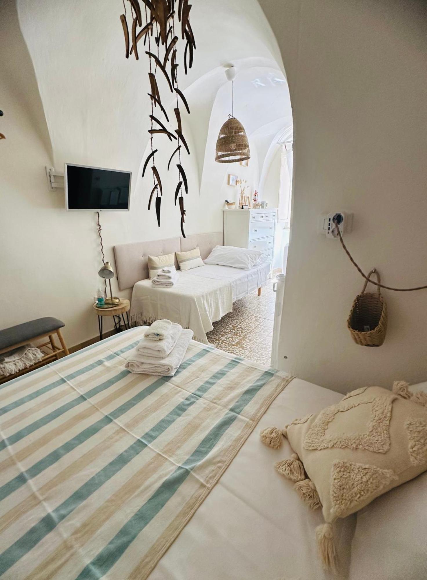 Dommo Asuletta Villa Bosa Buitenkant foto